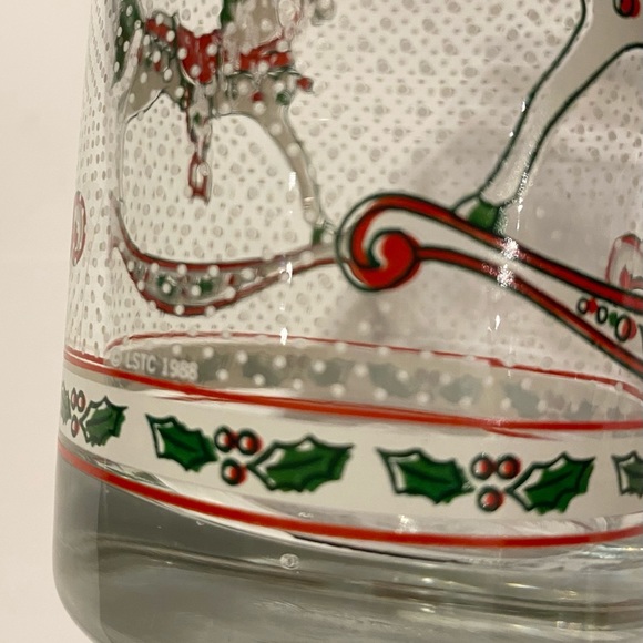 Vintage Christmas Glasses LSTC 1988 Rocking Horse Holly 🎄 Set 2 Cups Mint R/G - Picture 3 of 4